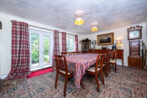 Dining Room- click for photo gallery
